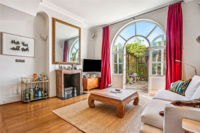 3 Bedroom Detached House To Rent In Faroe Road, London, W14