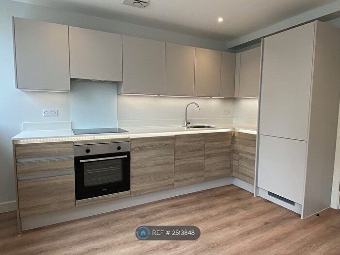 2 Bedroom Flat To Rent In Christchurch Road, Bournemouth, BH1