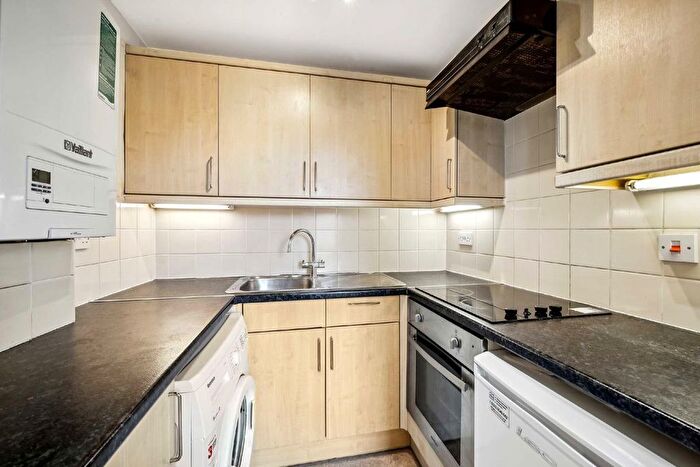 1 Bedroom Flat To Rent In Churchfield Road, London, W13