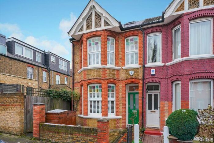 4 Bedroom Semi-Detached House To Rent In Devonshire Road, London, W5