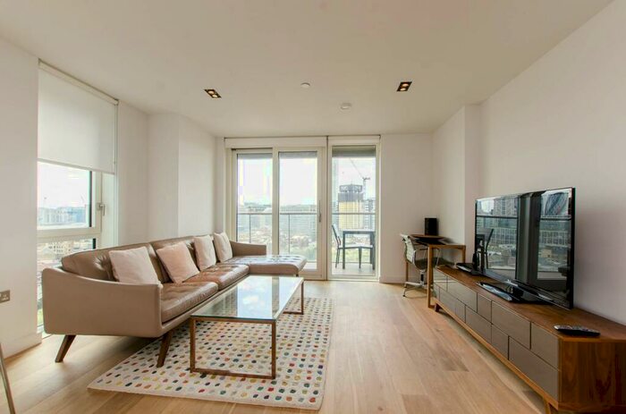 3 Bedroom Flat To Rent In Avantgarde Place, Shoreditch, London, E1