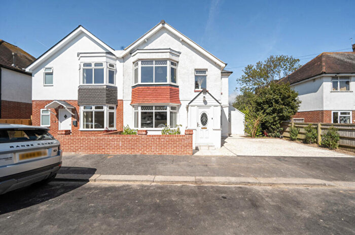 3 Bedroom Semi-Detached House For Sale In Ethelwulf Road, Worthing, West Sussex, BN14