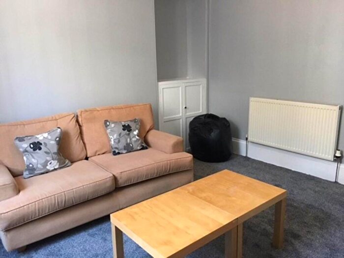 1 Bedroom Flat To Rent In Esslemont Avenue, Aberdeen, AB25