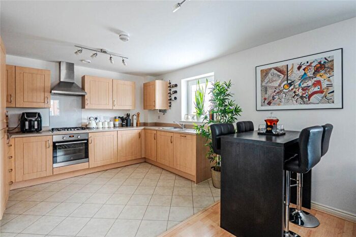2 Bedroom Apartment For Sale In Santa Cruz Avenue, Bletchley, MK3