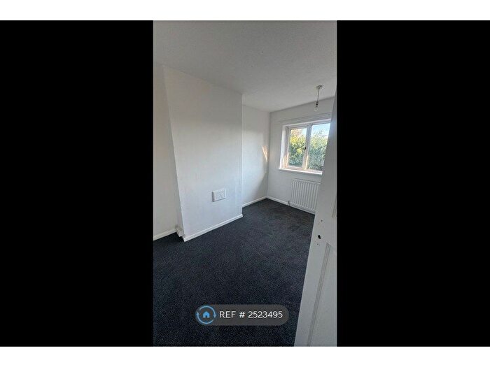 4 Bedroom Semi-Detached House To Rent In Overdale, Telford, TF3