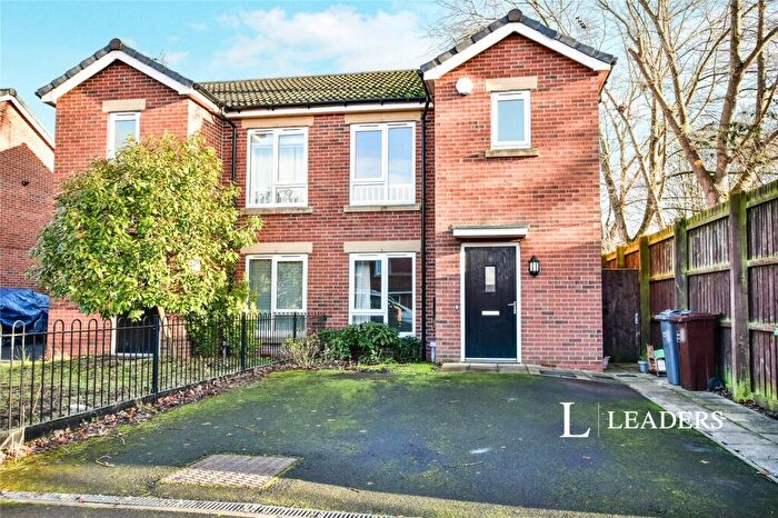 3 Bedroom House To Rent In Manchester, M19