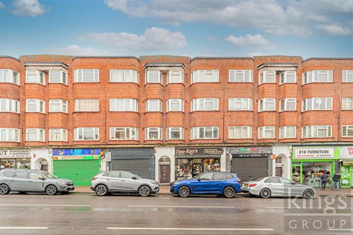 2 Bedroom Flat To Rent In Lea Bridge Road, London, E10