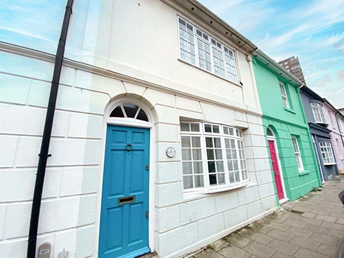 2 Bedroom Terraced House To Rent In Tidy Street, Brighton, BN1