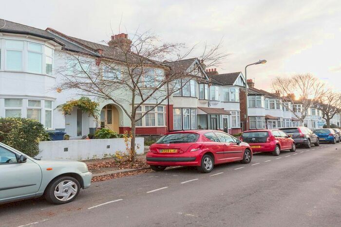 Studio To Rent In Caddington Road, London, NW2