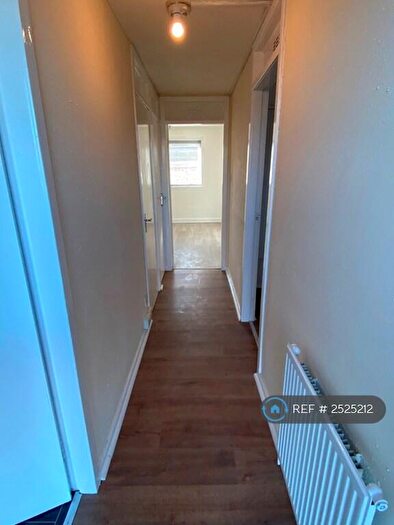 1 Bedroom Flat To Rent In Muirend Court, Bo'ness, EH51