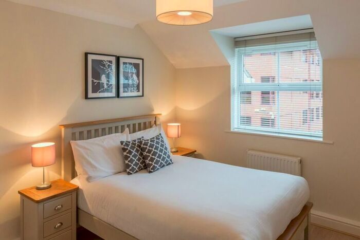 2 Bedroom Flat To Rent In Stanshawe Road, Reading, RG1