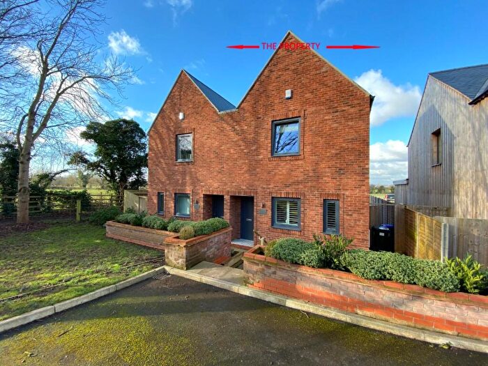 2 Bedroom Semi-Detached House For Sale In Stratford Road, Loxley, Warwick, CV35
