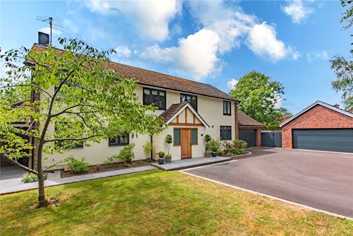 6 Bedroom Detached House For Sale In Enborne Lodge Lane, Enborne, Newbury, Berkshire, RG14