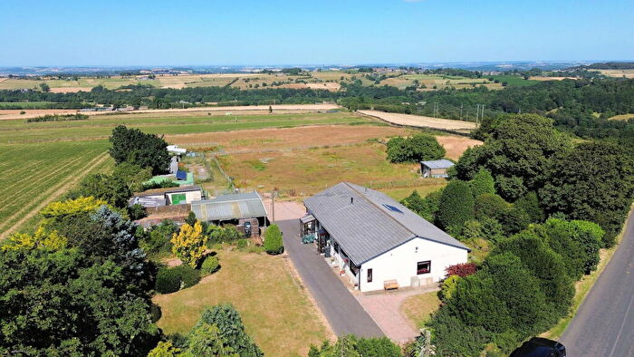 3 Bedroom Detached Bungalow For Sale In Pond Common Lane, Oxspring, S36