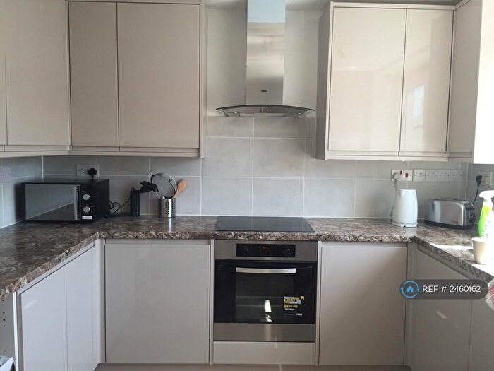 5 Bedroom Maisonette To Rent In Mayford, London, NW1