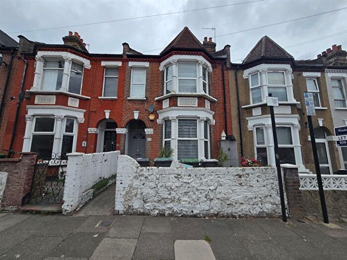 2 Bedroom Flat To Rent In Drayton Road, London, N17