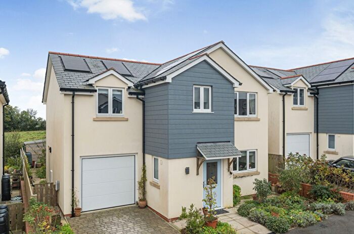 4 Bedroom Detached House For Sale In Schoolhayes, Cross Roads, Lewdown, Okehampton, EX20