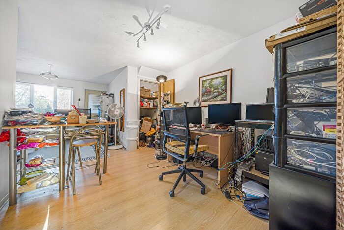 1 Bedroom Flat For Sale In Kidlington, Oxfordshire, OX5
