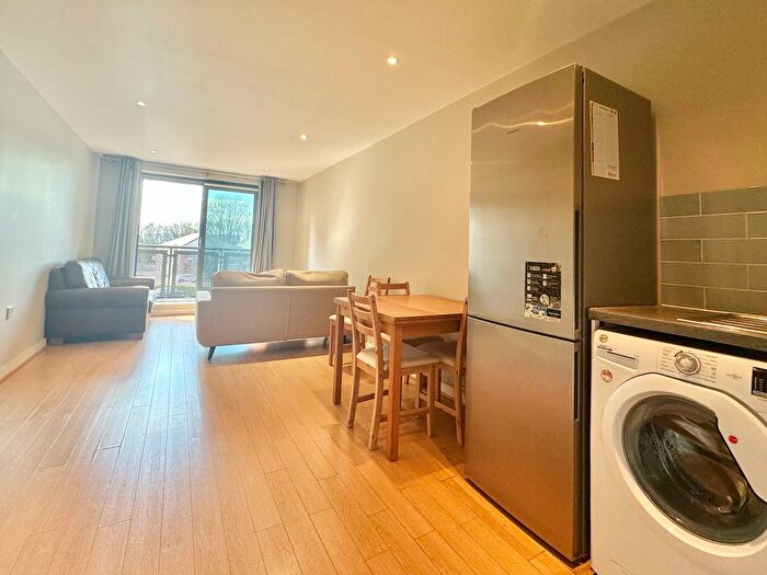 1 Bedroom Flat To Rent In Chapter Way, London, SW19
