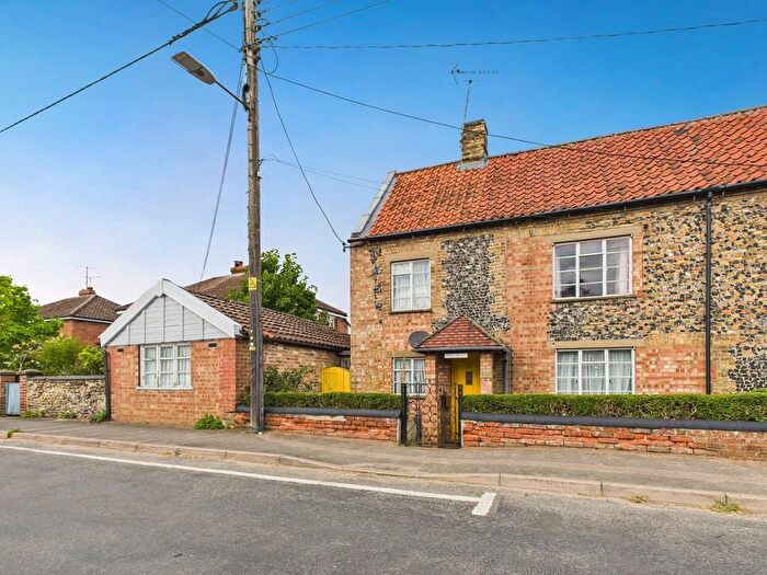 3 Bedroom Semi-Detached House For Sale In Main Street, Hockwold, Thetford, IP26