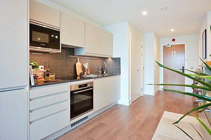 Studio To Rent In Uncle Leeds, Whitehall, LS12