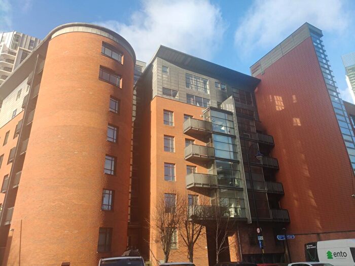 2 Bedroom Flat To Rent In Deansgate Quay, Deansgate, Manchester, M3