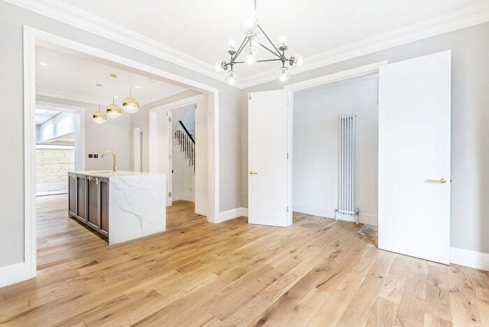 4 Bedroom Detached House For Sale In Abercrombie Street, Battersea, London, SW11