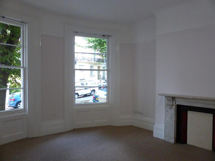 2 Bedroom Flat To Rent In Brunswick Road -, P11
