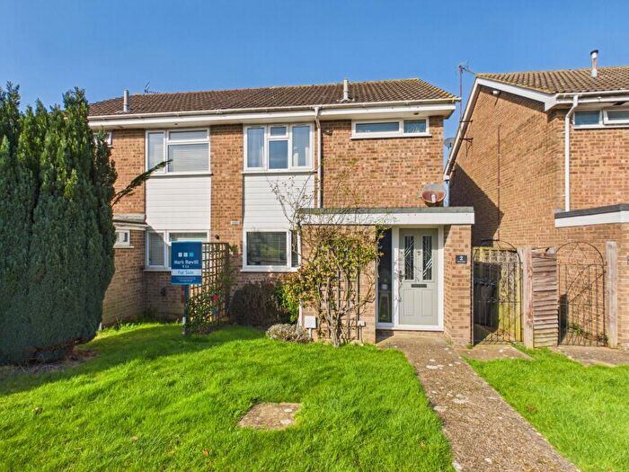 3 Bedroom House For Sale In Rowan Close, Haywards Heath, RH16