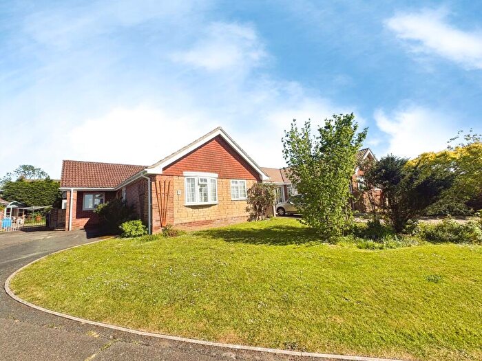 3 Bedroom Bungalow For Sale In Denton Gardens, East Cowes, Isle Of Wight, PO32
