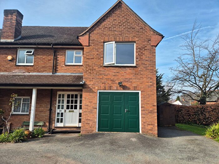 3 Bedroom End Of Terrace House To Rent In Orchard Close, Frodsham, WA6