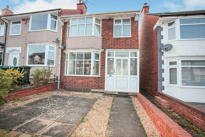 3 Bedroom Semi-Detached House To Rent In Briars Close, Coventry CV2