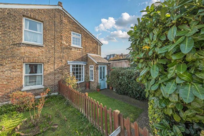 2 Bedroom End Of Terrace House For Sale In St. Leonards Square, Surbiton, KT6