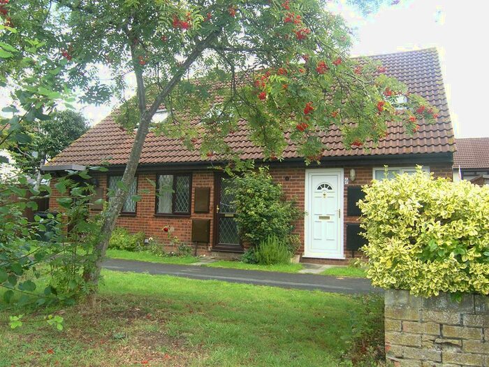 1 Bedroom House To Rent In Cuckoos Mead, Swindon, SN3