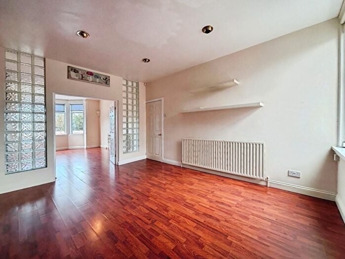 2 Bedroom Flat For Sale In Egerton Road, South Shields, NE34