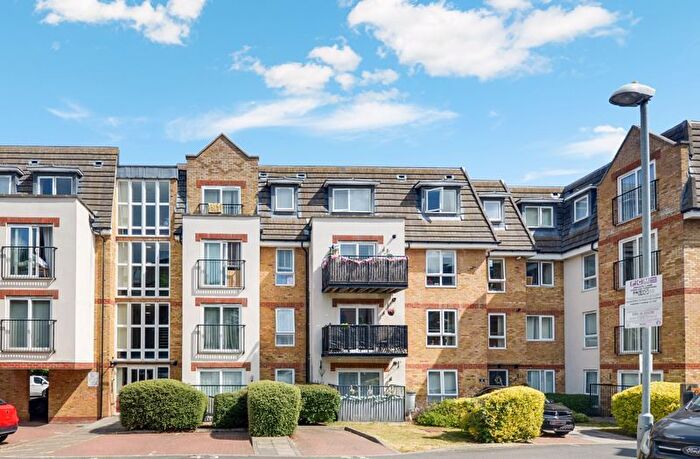 2 Bedroom Flat For Sale In Hatherley Road, Sidcup, DA14