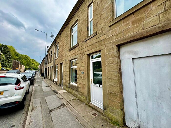3 Bedroom Terraced House For Sale In Newchurch Road, Bacup, Lancashire, OL13