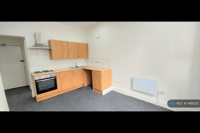 Studio To Rent In Douglas Street, Salford, M7