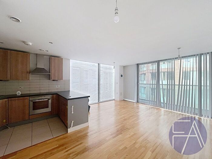 2 Bedroom Flat For Sale In Cheapside, Liverpool, Merseyside, L2