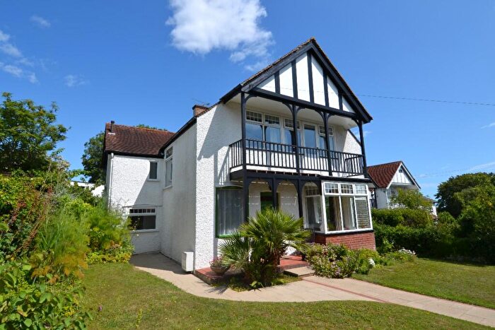 4 Bedroom Detached House For Sale In Upper Street, CT14