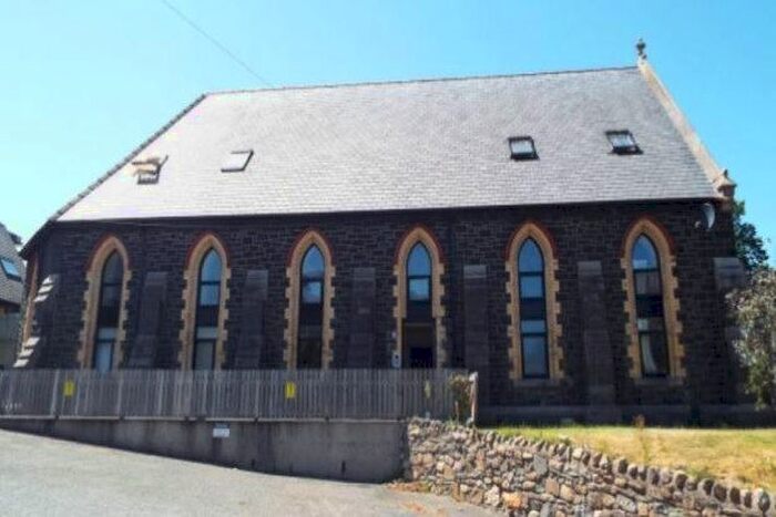 1 Bedroom Flat To Rent In United Reformed Church, Penmaenmawr, LL34