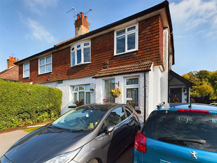 1 Bedroom Flat For Sale In Brighton Road, Hooley, Coulsdon, CR5