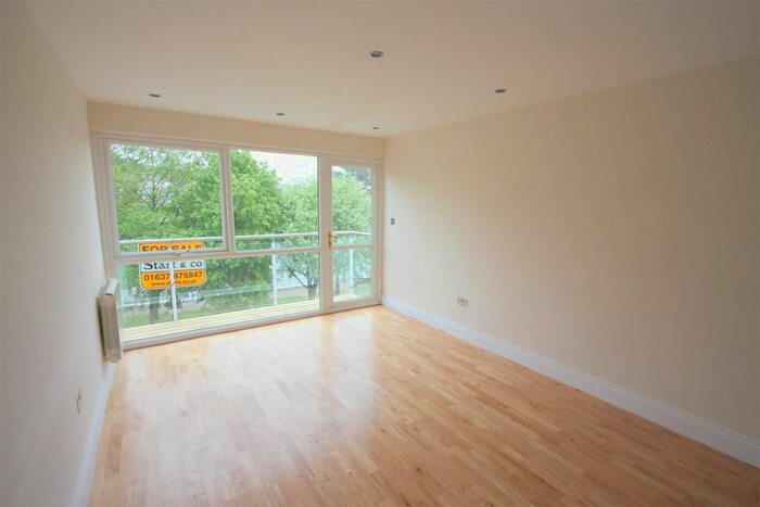 1 Bedroom Flat To Rent In Trenance Lane, Newquay, TR7