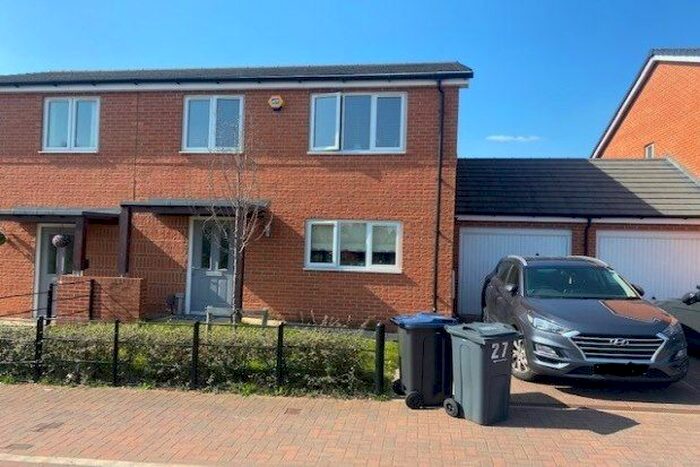 4 Bedroom Property To Rent In Tulip Close, Birmingham, B23