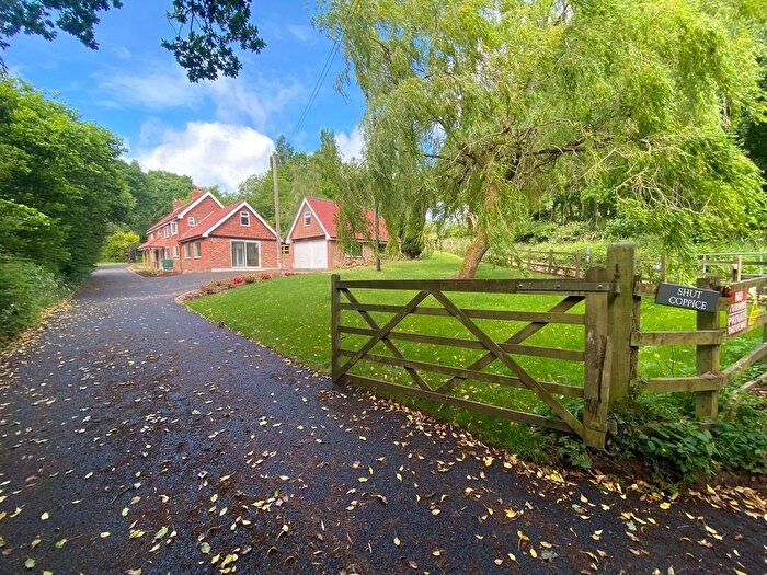 4 Bedroom Property To Rent In Munches Lane, Romsley, Halesowen, B62