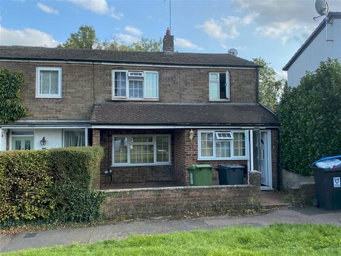 4 Bedroom House To Rent In Datchworth Turn, Hemel Hempstead, HP2