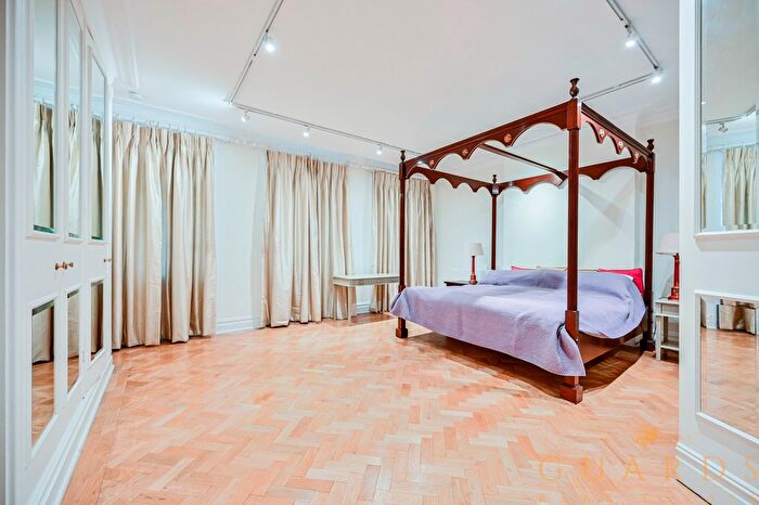 2 Bedroom Flat To Rent In Flat, Queens Gate, London, SW7