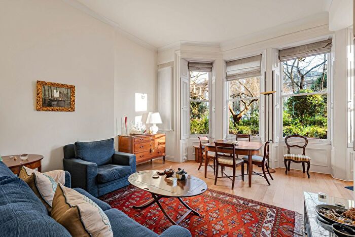 2 Bedroom Flat For Sale In Harrington Gardens, London, SW7