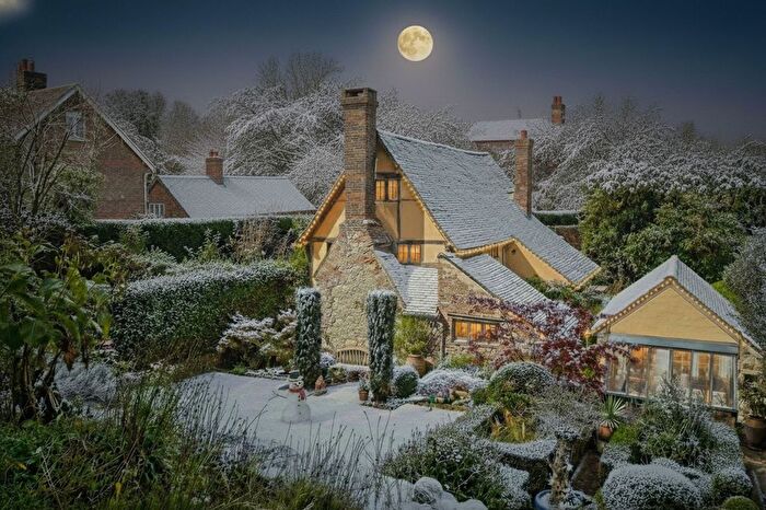 4 Bedroom Detached House For Sale In Well Street, Loose, ME15