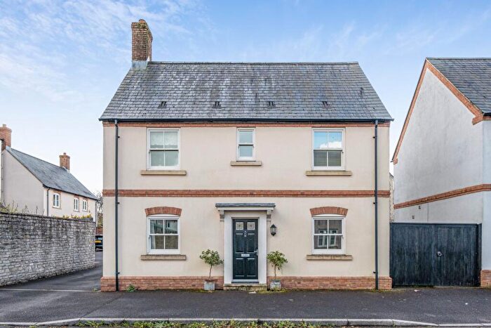 3 Bedroom Detached House For Sale In Clarks Meadow, Shepton Mallet, BA4